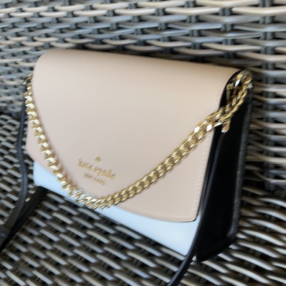 Kate Spade carson convertible crossbody - Picture 6 of 16